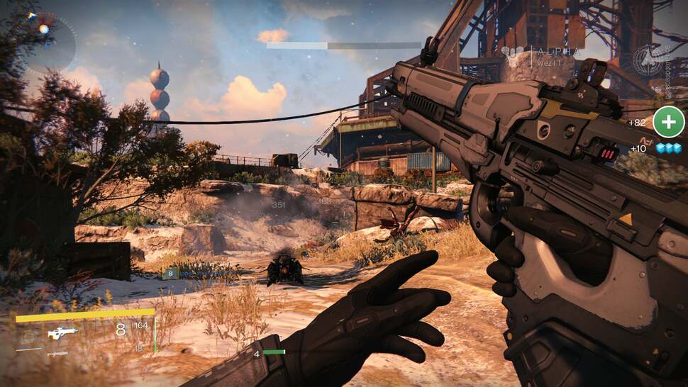 Reloading animations highlight the incredible detail used to create each weapon model. Both the mesh and texture resolution are of impeccable quality. Considering the miniscule details littered about the Halo games this should come as no surprise