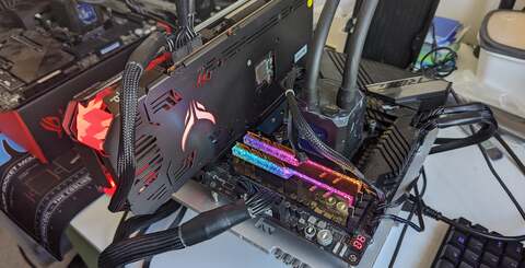 Our test rig for the RX 6750 XT tests, featuring the Core i9 10900K on an Asus Maximus motherboard.