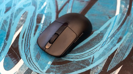 A simple, svelte and streamlined design. This is the black model; white and pink alternatives are available. Click to enlarge.