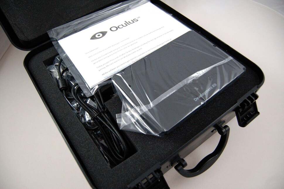 Opening up the case, the sense of quality continues with all components having individual compartments within the foam insert. Absolutely everything gets its own sealed bag