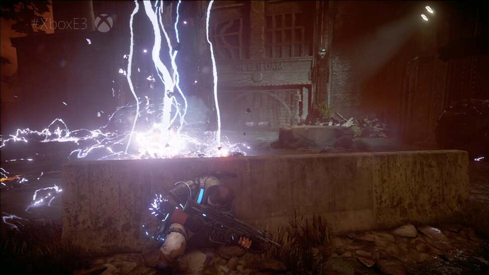 Gears 4 features a comprehensive weather system which includes blasts of lightning and violent winds.