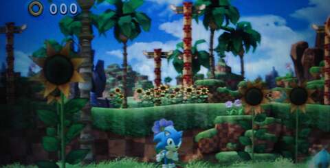 Crosstalk is visible on certain content as a faint ghost image, although it's effects were largely limited to a few select scenes, rather than frequently appearing in all types of content.