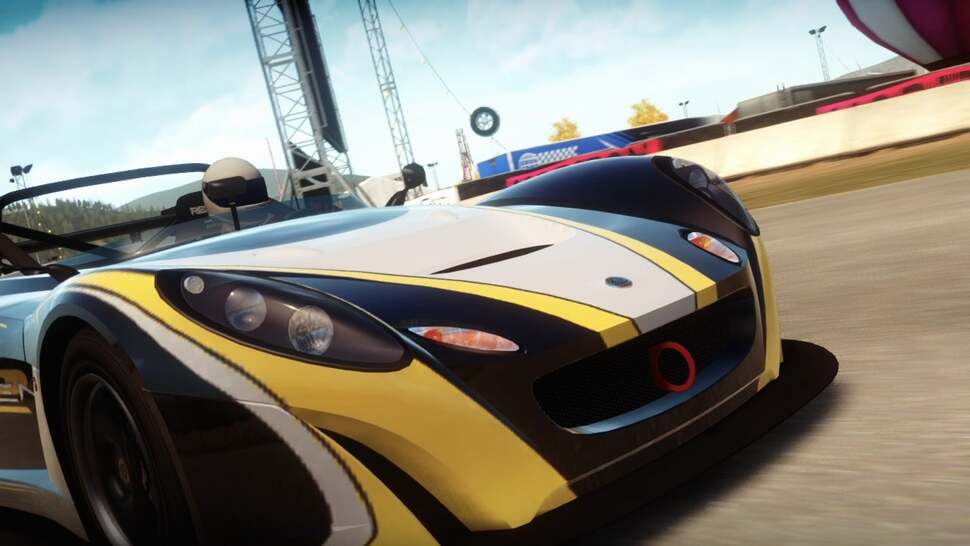 The work done on the cars in Forza Motorsport is ported across beautifully in Horizon. Only some low-res decals stand out as being a little under-par