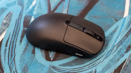 A simple, svelte and streamlined design. This is the black model; white and pink alternatives are available. Click to enlarge.