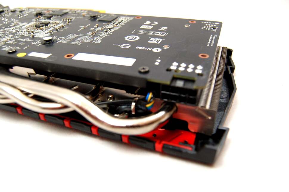 For increased power delivery, the MSI GTX 960 has an eight-pin power input. Typically, the 960 ships with a standard six-pin socket