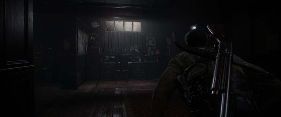 Aliasing is typically kept to a minimum, but certain objects, such as the thin wire fan on the desk, really stand out against the rest of the scene. Aside from that, however, the subdued lighting in this room is actually quite striking and moody