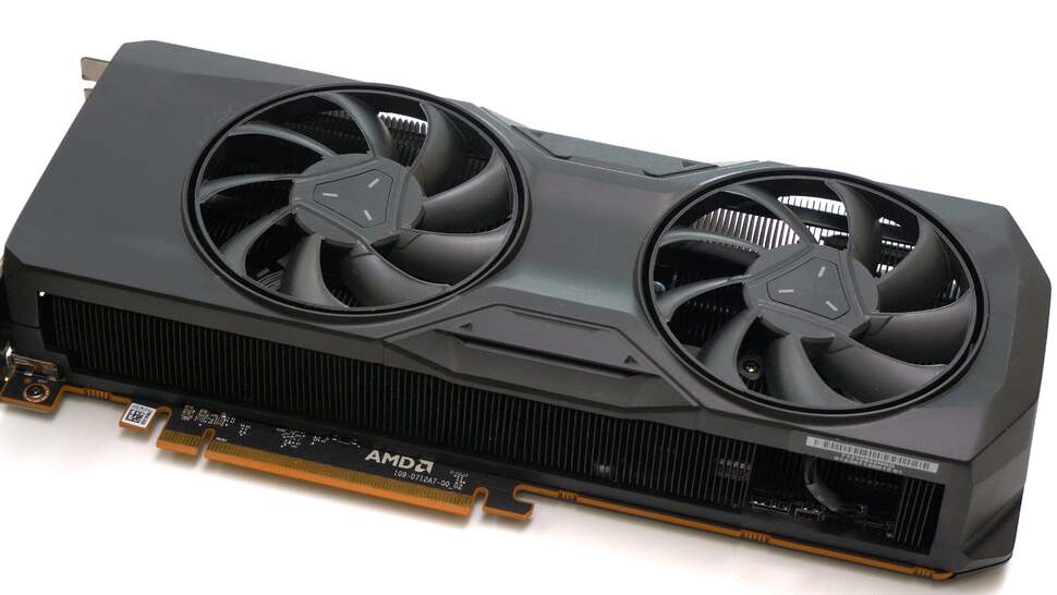 I like the simple look of these designs, with just a few flourishes to prevent the card from looking anonymous