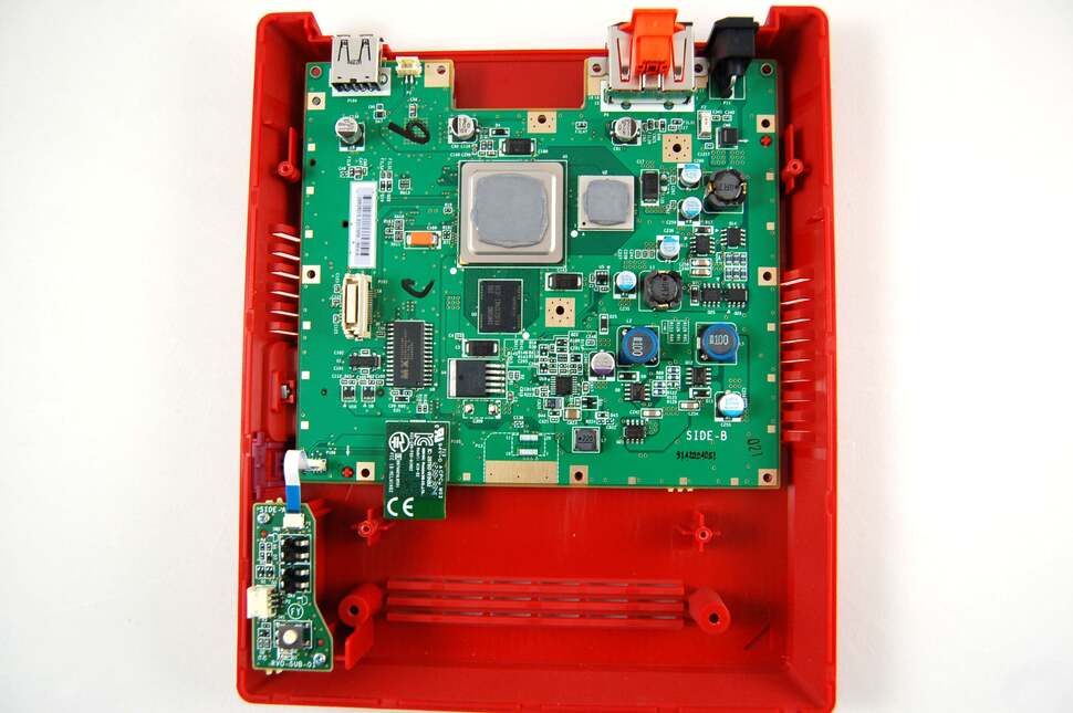 At its core, the Wii is essentially an overclocked GameCube with some strategic enhancements, so it's perhaps no surprise that the motherboard of the console is so small