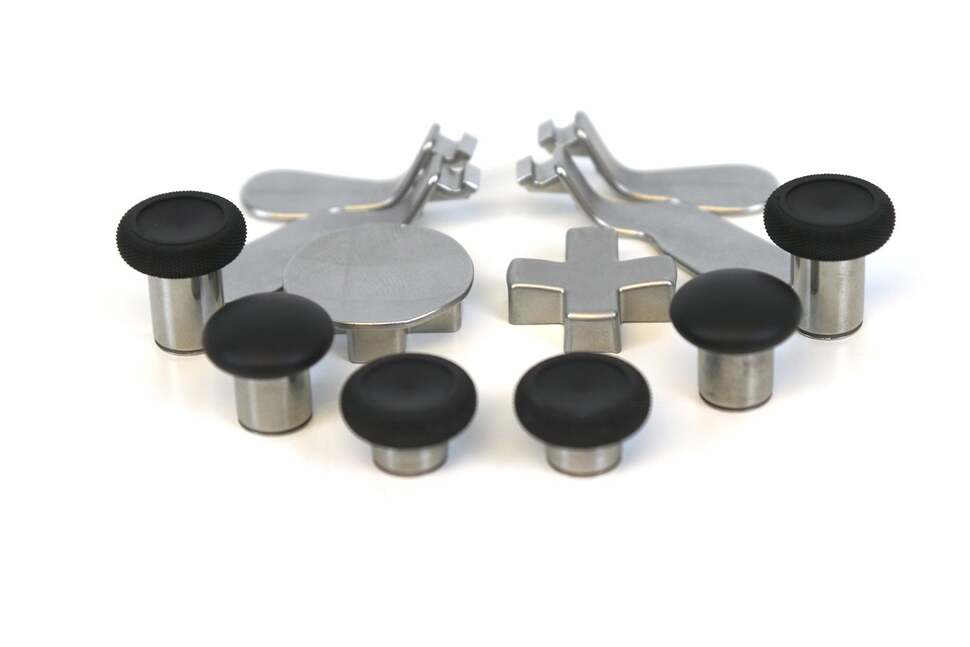 Microsoft’s Elite controller features plenty of customisable parts allowing players to tailor the gaming experience to suit their needs. Here we have a selection of analogue sticks, d-pads, and paddles