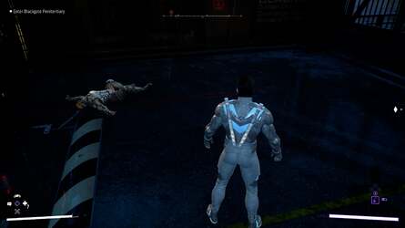 There are basic technical problems here. Notice how the characters here are not at all integrated into the game's global illumination solution, leading to bizarre glowing.