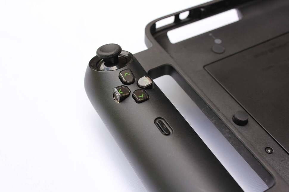 Up close, the analogue sticks are reminiscent of the Xbox 360's, with the positioning and concave recess holding each thumb comfortably. The sticks are firm, however, and travelling past the dead zone can take more pressure than even the 360 pad's