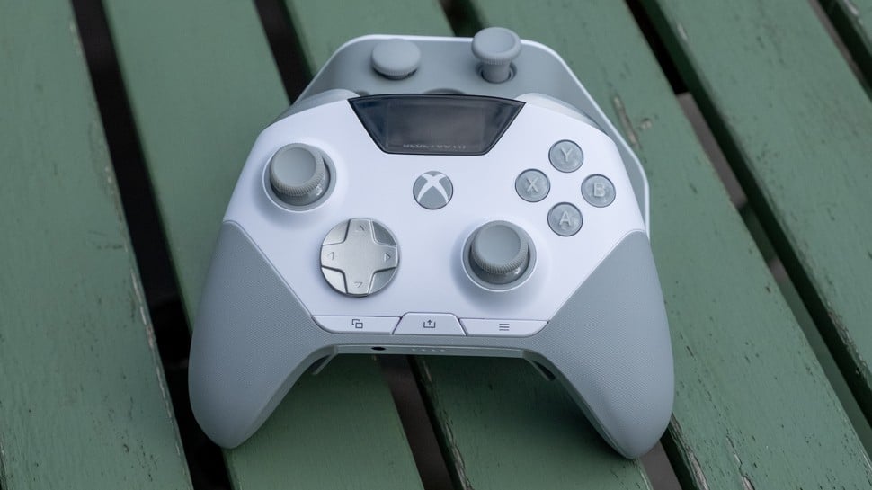 Review: SteelSeries Aeon Pro: The Infinite Battery Life, Dual-System Xbox and PC Controller Impresses, Despite Its High Price 1