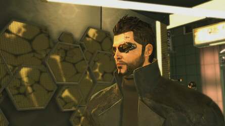 While the artwork doesn't seem to be improved over the console versions, the core art and the effects work manage to scale up to much higher resolutions rather well and shimmering artifacts from the various forms of post-process AA are much reduced. Here's a couple of shots from a max-spec Deus Ex running at 1080p.