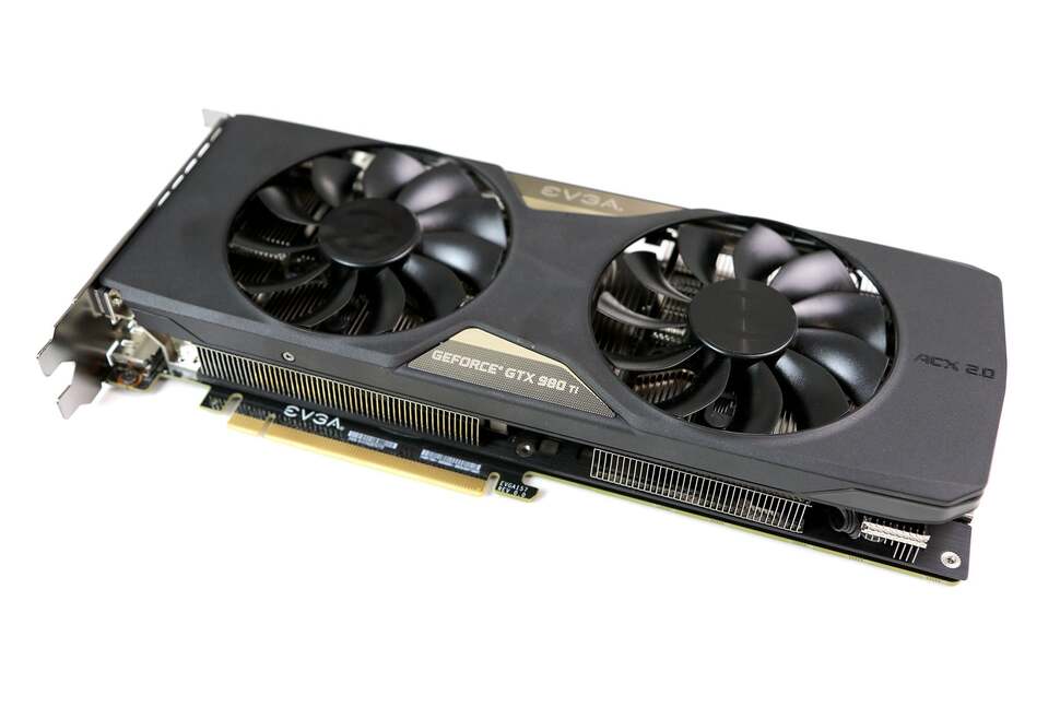 On the face of it, this special VR edition of the GTX 980 Ti looks very similar to the existing custom design, but looks can be deceptive