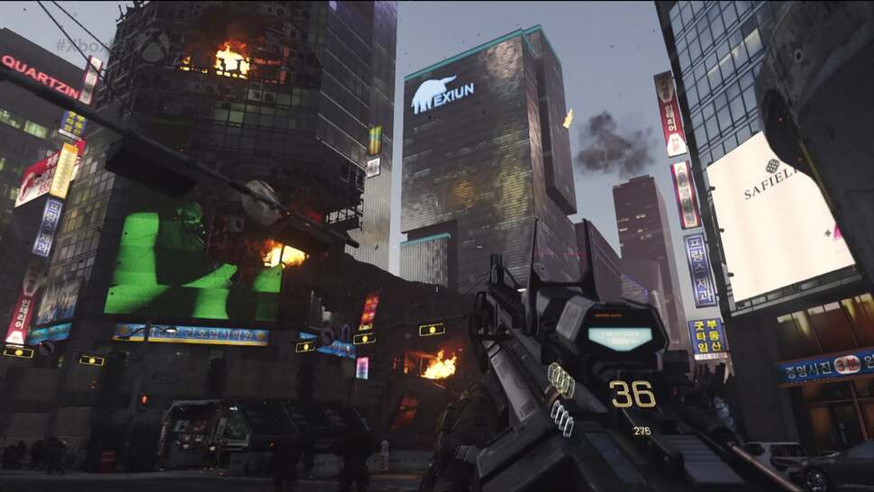 Clip size and ammo type are shown on the gun itself, with Sledgehammer Games abandoning the usual HUD for an approach closer to its work on the first Dead Space.