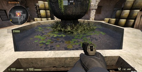 Chances are you won't notice in the heat of the action, but the Xbox 360 version of Global Offensive has more impressive shader work (top) and less aggressive LODs (bottom).