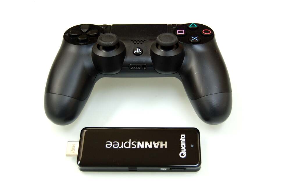 Getting across the physical size of the stick is quite difficult. It's larger than you think based on the press images we saw before we received it, but still fairly miniscule compared to something like a PlayStation Dual Shock 4 controller, for example.