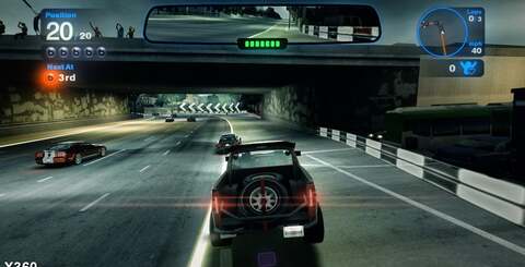 At 720p, these shots represent the Xbox 360 version of Blur up against the PC rendition of the game operating at maximum settings.