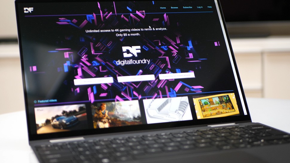 Our model had the 3840x2400 '4K' touchscreen. HDR enabled, it's frankly glorious