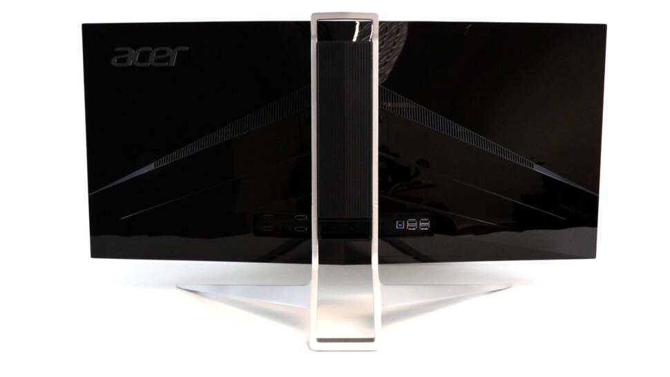 Criticisms? We don't have many, but the rear glossy plastics feel a little cheap compared to the high quality of everything else in the package