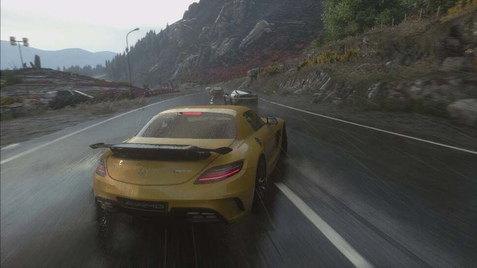 Topping the bill of DriveClub’s attractions is the post-release weather update. It's more than a skin-deep addition - vehicle traction alters as the road becomes more waterlogged.