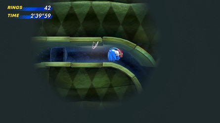 The agony and ecstasy of level mechanics in Superstars - the fog circle from Speed Jungle Act 2 (left) can be annoying, but the Take Press Factory and the Pinball Carnival Zone (right) are plenty of fun.