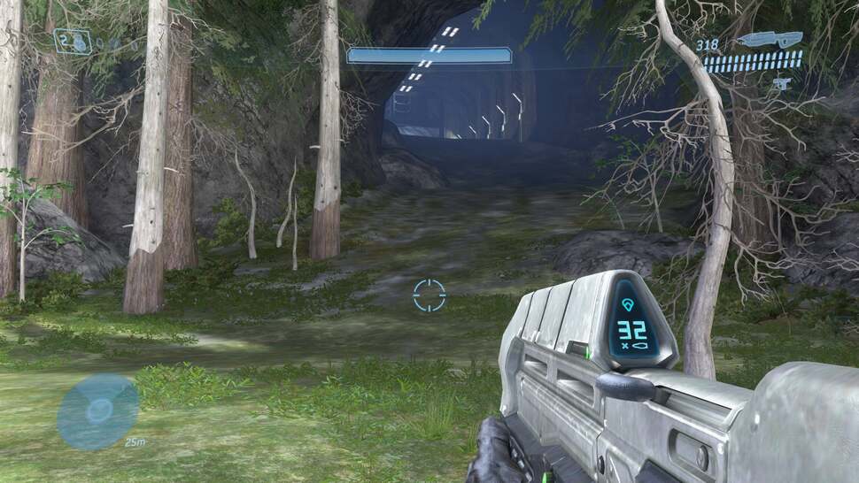 The lack of anisotropic filtering is more evident in Halo 3 than just about any other game we've played for a long time. Otherwise decent textures are reduced to mud just a couple metres from the player. The aggressive LOD setting could also have used an