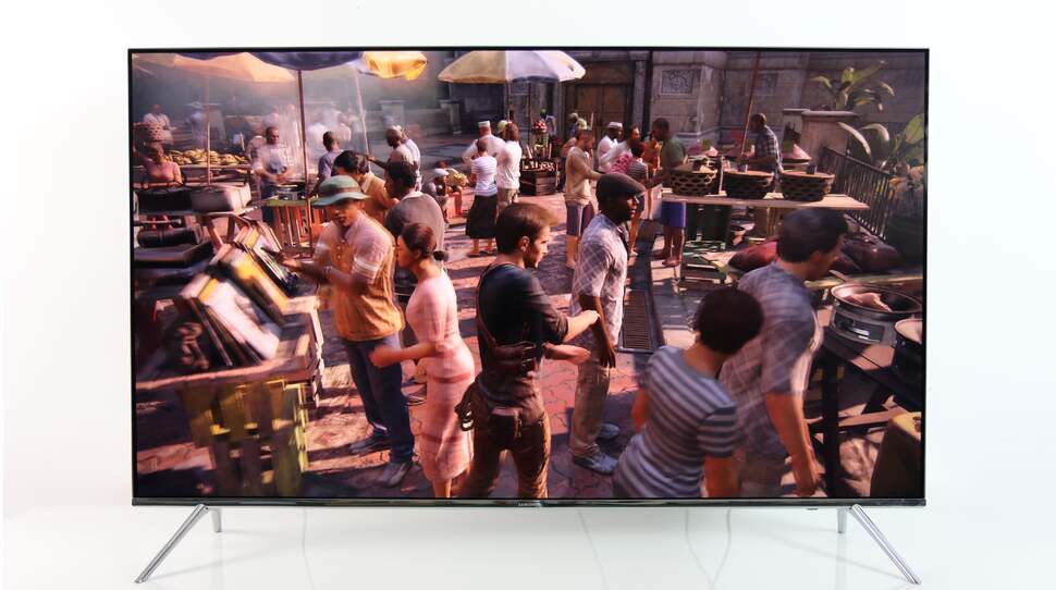 The KS7000 features a sleek minimalist appearance, with a thin bezel and two-piece stand. It’s a very nice looking TV, and the glossy panel helps to impart more depth to images displayed on screen