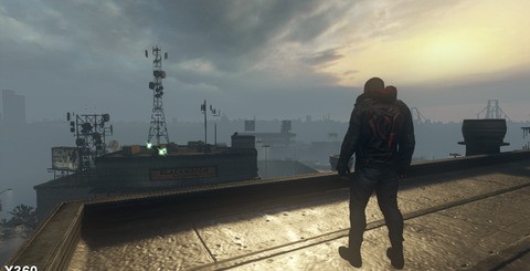 The light blurring caused by the PS3's lower quality FXAA has an impact on texture clarity, making the 360 look sharper overall. The upsides to this are that both aliasing and the filtering artifact on walls are reduced more effectively, meaning the PS3 version can be easier on the eyes at points.