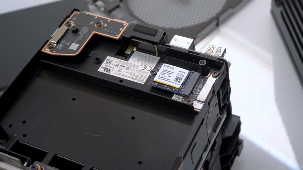 Steam Machine SSD slot