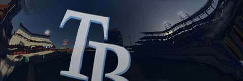 MLB &lsquo;08 (left) vs MLB &lsquo;09 (right). The overall look is similar, but close-up details reveal that the new version has an edge in terms of detail especially evident on the helmet shots. Click on the thumbnails for full 720p resolution.