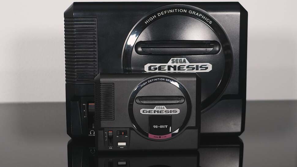 The inevitable original hardware vs Mini comparison shot!