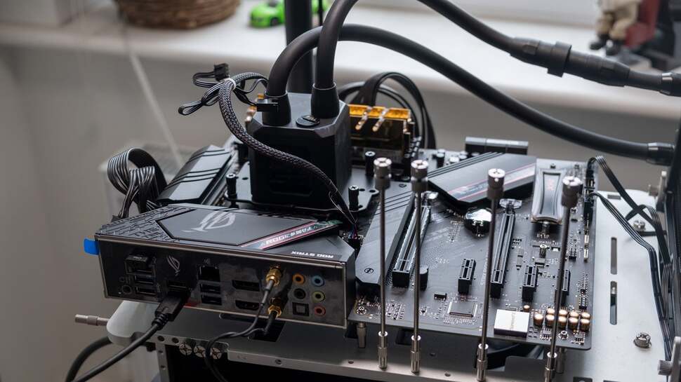 Our test setup for Ryzen 9 3900XT and Ryzen 73800XT