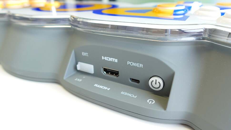 It's powered by a micro USB, while the HDMI port pushes a 1080p feed only