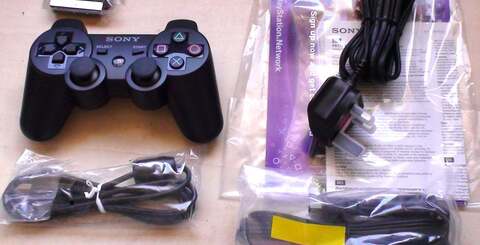 Unboxing the PS3 Slim in the Digital Foundry labs. Nice packaging, lovely console, but a bit short on the accessories...