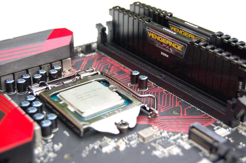 A close-up of the new socket 1151. The eagle-eyed may note that in the photos, that's an i5 6600K. At the time of shooting, the i7 was deployed elsewhere - we had a lot of testing to complete in a compressed timescale