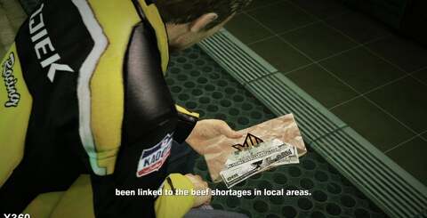 Normal maps can be dialled back quite brutally on PS3 (bottom) and we also see evidence of lower-resolution textures too on Chuck's jacket (top). Thankfully these kind of changes aren't really apparent in gameplay.