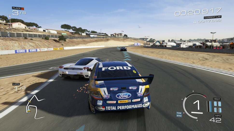 Dirt tracks benefit from bump-mapped textures, such as the tyre imprints on the fringes of the Mazda Freeway. Gone is the plastic-like sheen of Forza 4's decidedly flat textures, though some rough spots do remain