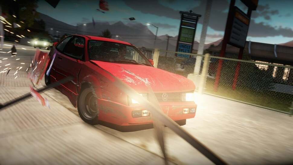 Context-sensitive car damage is well realised in Forza Horizon. Warped geometry, detachable parts and damage decals are all part of the package along with some lovely particle work on impacts