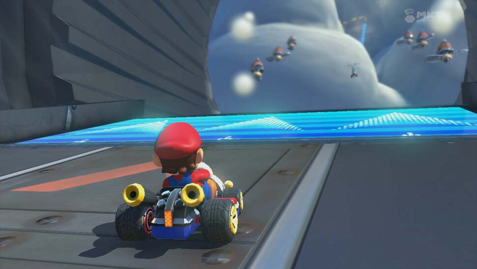 Replay angles allow for some dramatic camera work while depth of field helps eliminate distant rendering artifacts. Also note the slightly sharper shadow rendering seen from the replay angle