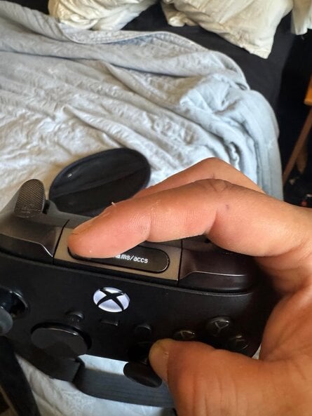 Here are the photos from the now-deleted Reddit post. 