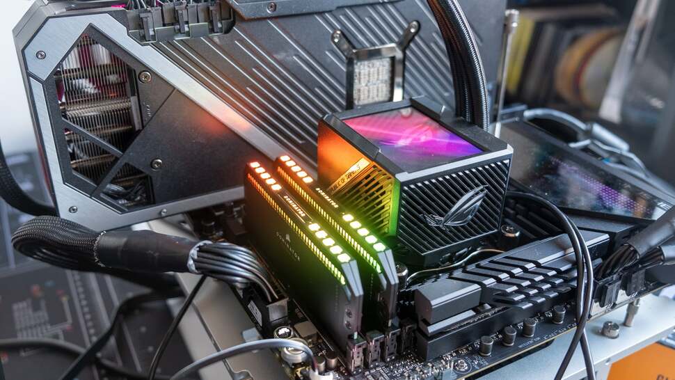 Our test setup for 12th-gen Intel processors, running on the Asus ROG Maximus Z690 Hero