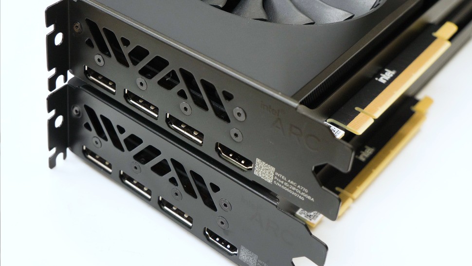 In terms of inputs, we're looking at three DisplayPort 2.0 and one HDMI 2.1 port