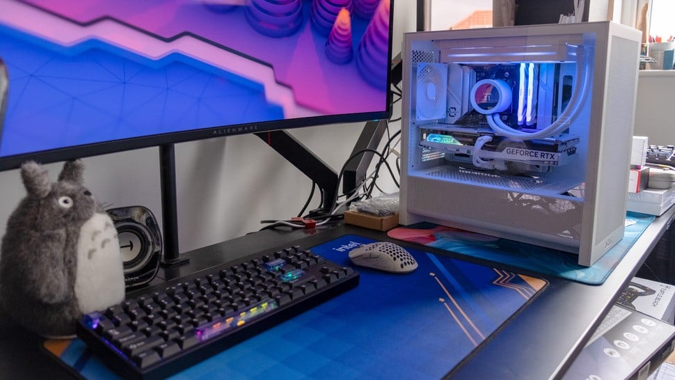 A back-to-front motherboard gaming PC build, with the NZXT H3 Flow
