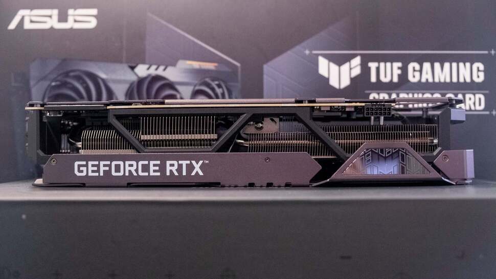 The Asus Tuf Gaming RTX 3090 Ti is a 3.2 slot card, 63mm/2.5in thick