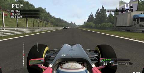 The 360 version of F1 2011 benefits from the inclusion of a subtle motion blur effect, absent on the PS3 (top), while the bottom shots show missing light sources on the Sony platform, perhaps due to a rendering bug.