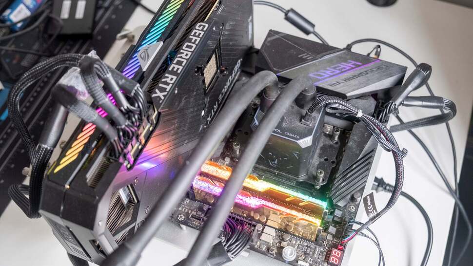 The Asus Crosshair Hero 8 has been updated to the latest BIOS to support the new chip