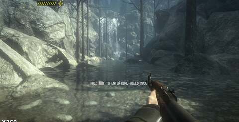 Other effects also seem to get improved implementations on Xbox 360. In the top comparison, we see a lack of environmental reflections on the water on PS3, while on the bottom the missing shadows are fairly self-evident.