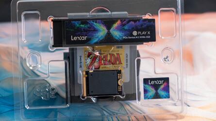 The Play X comes in plastic packaging that separates the 2230 SSD, 2280 adapter and stickers for each size. Note that the drive can slide in even further in the picture on the right, such that the visible gap disappears and the drive mimics a 2280 SSD. Click to enlarge. 