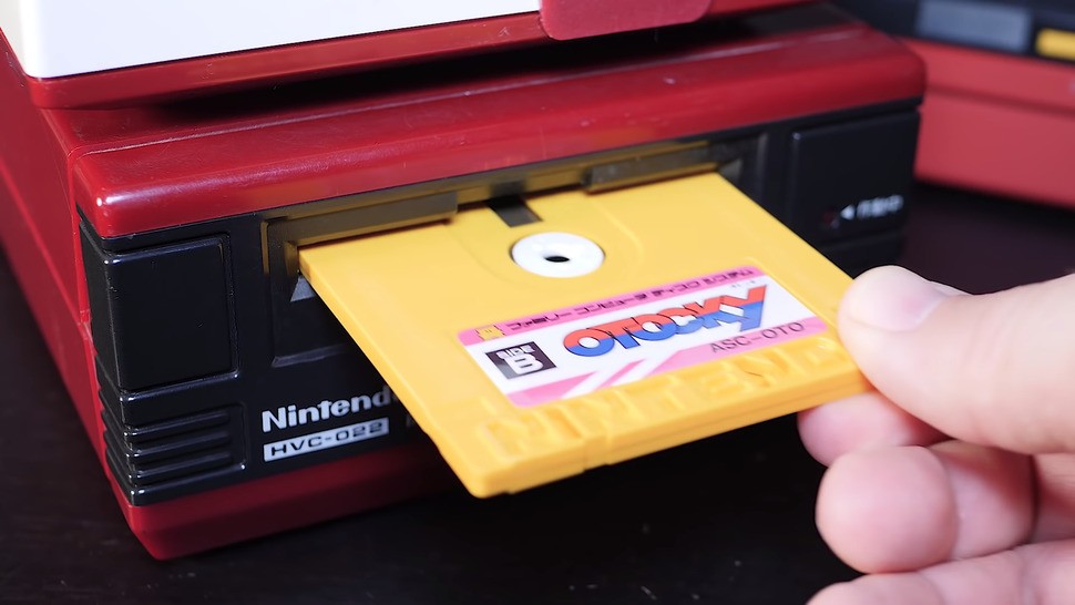 The disks aren't 3.5-inch floppy variants, but rather an offshoot of Mitsumi's Quick Disk technology